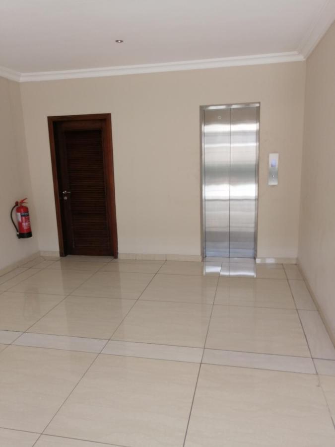 Tricia'S Place - One Family At A Time Apartment Accra Ngoại thất bức ảnh